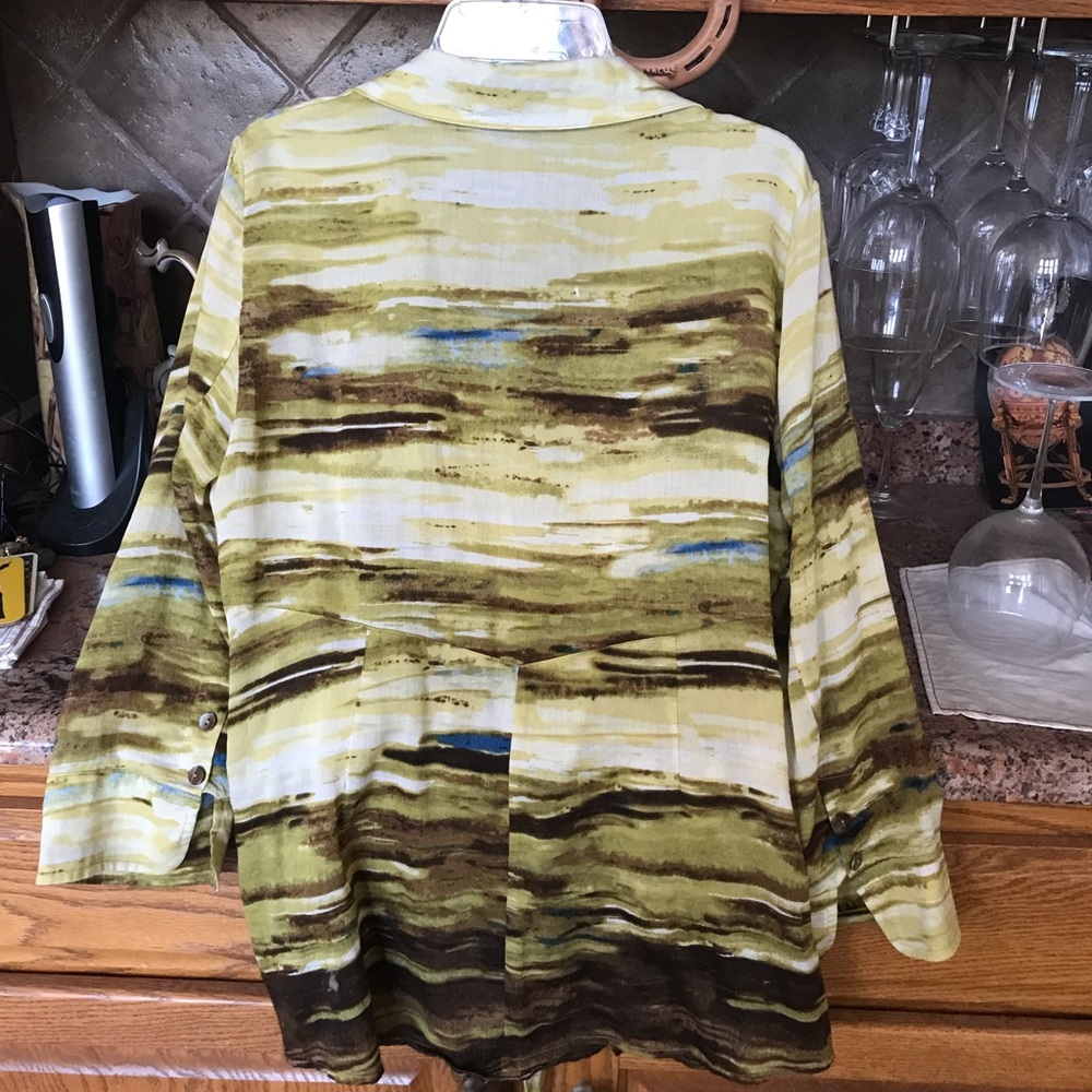 ZoZo blouse - Picture 3 of 3